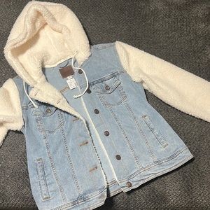 Womens Medium Jean/Fuzzy Jacket
